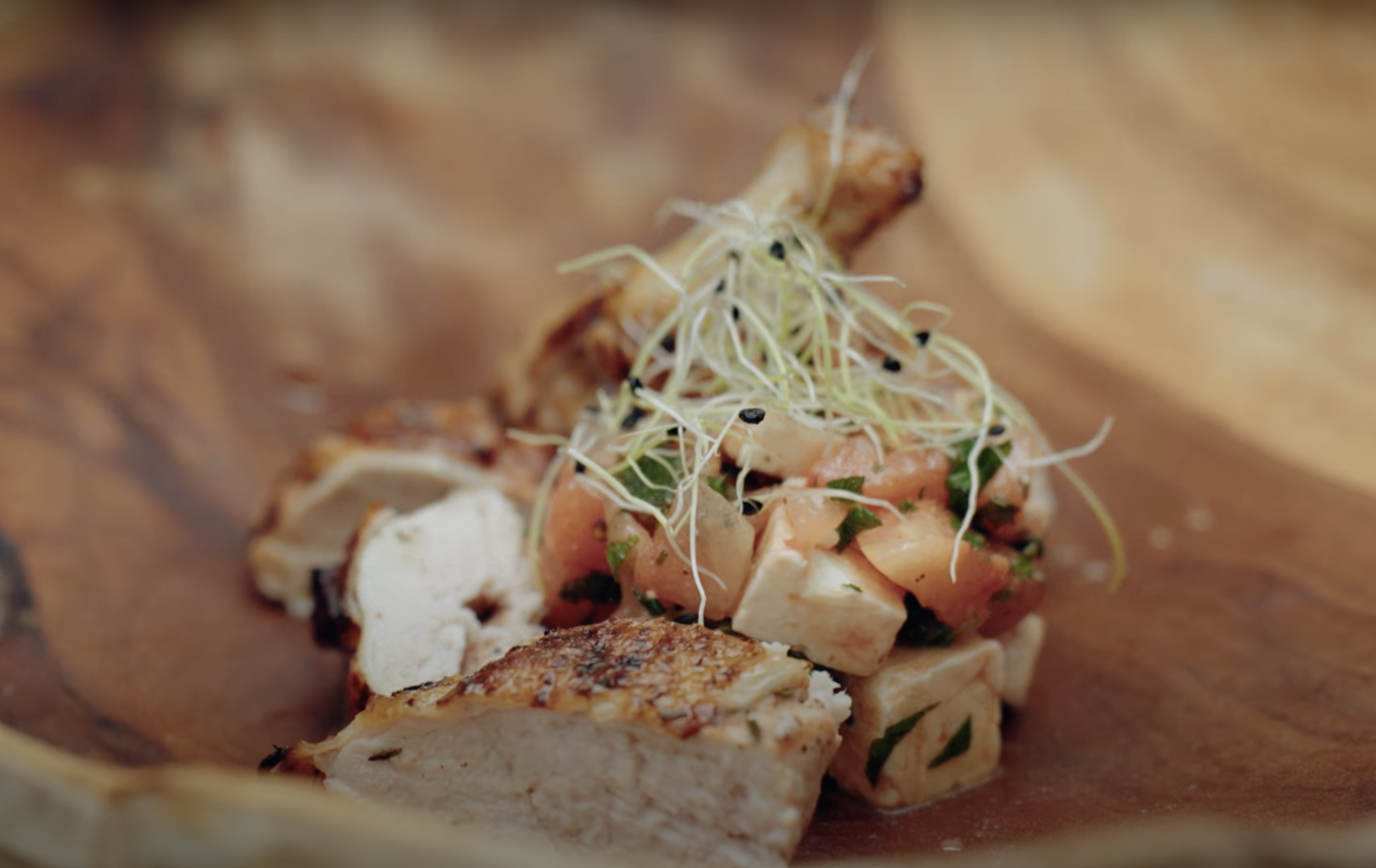 Kuřecí supreme na grilu s melounovým salátem